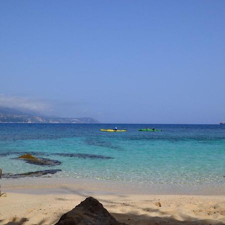 Mihaila Seaside: 2 Bedroom Bungalows Kefalonia Spartia  Zewnętrze zdjęcie